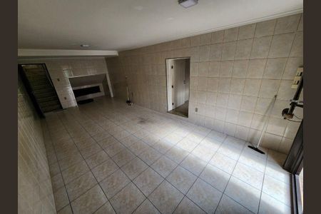 Casa à venda com 6 quartos, 213m² em Campestre, Santo André