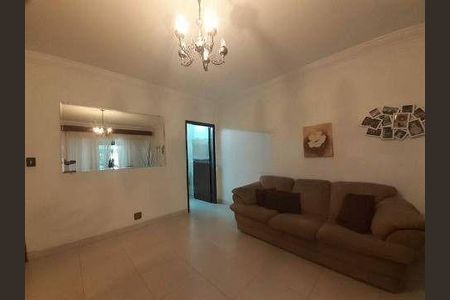 Casa à venda com 3 quartos, 161m² em Pinheirinho, Santo André