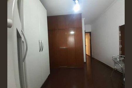Casa à venda com 3 quartos, 161m² em Pinheirinho, Santo André