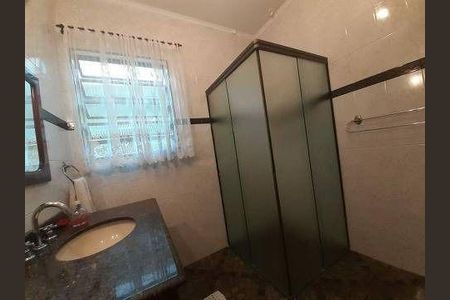 Casa à venda com 3 quartos, 161m² em Pinheirinho, Santo André