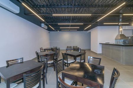 Apartamento à venda com 72m², 3 quartos e 1 vagaÁrea comum - Salão de festas