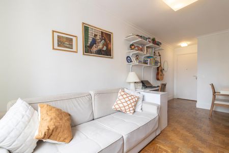 Sala de apartamento à venda com 3 quartos, 72m² em Indianópolis, São Paulo