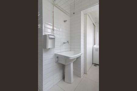 Apartamento à venda com 72m², 3 quartos e 1 vagaÁrea de Serviço