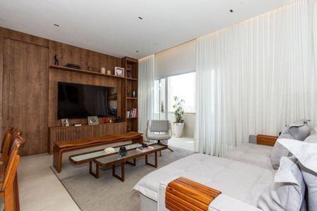 Apartamento à venda com 148m², 2 quartos e 3 vagasFoto 08