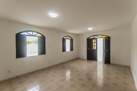 Sala de casa de condomínio para alugar com 4 quartos, 500m² em Piatã, Salvador