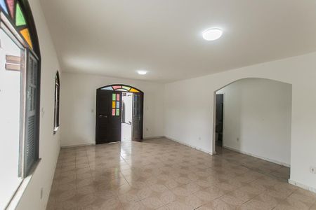 Sala de casa de condomínio para alugar com 4 quartos, 500m² em Piatã, Salvador