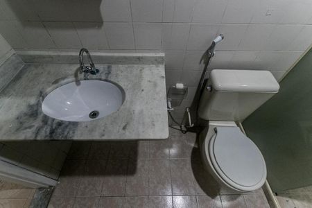 Casa de condomínio para alugar com 500m², 4 quartos e 3 vagas Casa de condomínio para alugar com 500m², 4 quartos e 3 vagasBanheiro do Quarto 2