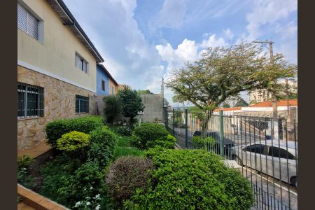 Casa à venda com 180m², 3 quartos e 2 vagas Casa à venda com 180m², 3 quartos e 2 vagasÁrea comum