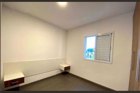 Foto 09 de apartamento à venda com 4 quartos, 105m² em Jardim Tupanci, Barueri