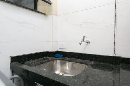 Apartamento para alugar com 60m², 2 quartos e 1 vaga Apartamento para alugar com 60m², 2 quartos e 1 vagaCozinha / Tanque