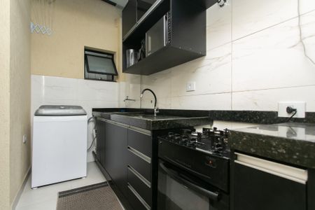 Apartamento para alugar com 60m², 2 quartos e 1 vaga Apartamento para alugar com 60m², 2 quartos e 1 vagaCozinha / Área de Serviço