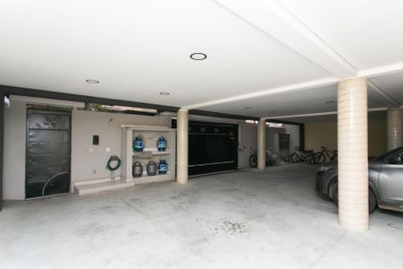 Apartamento para alugar com 60m², 2 quartos e 1 vaga Apartamento para alugar com 60m², 2 quartos e 1 vagaGaragem