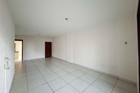 Sala de apartamento para alugar com 3 quartos, 188m² em Vila Tupi, Praia Grande