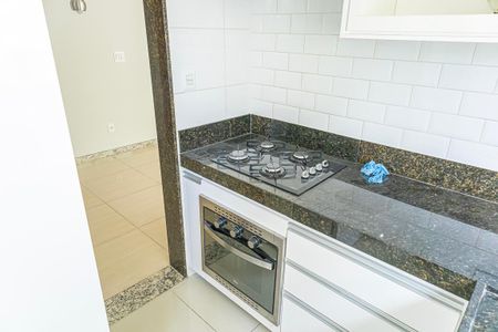 Apartamento para alugar com 57m², 2 quartos e 2 vagasCozinha