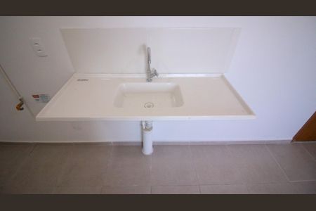 Apartamento para alugar com 2 quartos, 38m² em Vila Antonieta, São Paulo