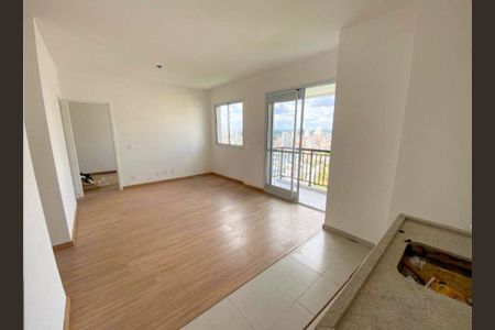 Foto 03 de apartamento à venda com 1 quarto, 42m² em Jardim Tupanci, Barueri