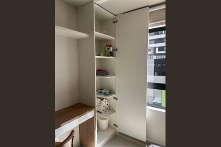 Apartamento para alugar com 17m², 1 quarto e sem vagaSala / Quarto