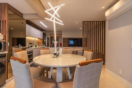 Apartamento à venda com 65m², 2 quartos e 1 vagaFoto 04