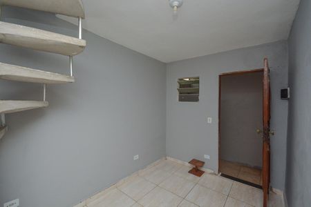 Casa para alugar com 1 quarto, 30m² em Jardim Nizia, São Paulo