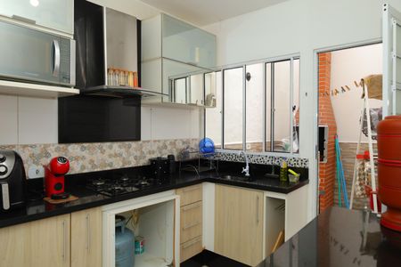 Casa de condomínio para alugar com 62m², 2 quartos e 2 vagasCozinha