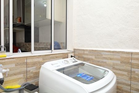 Casa de condomínio para alugar com 62m², 2 quartos e 2 vagasÁrea de Serviço