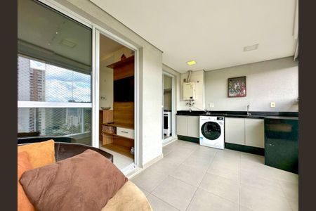 Apartamento à venda com 67m², 2 quartos e 2 vagasFoto 03