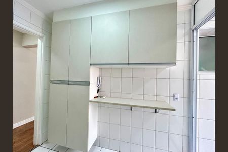 Apartamento à venda com 75m², 3 quartos e 2 vagasCozinha