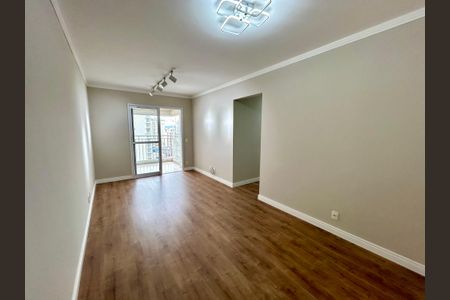 Sala de apartamento para alugar com 3 quartos, 75m² em Vila Augusta, Guarulhos