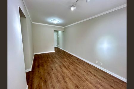 Sala de apartamento para alugar com 3 quartos, 75m² em Vila Augusta, Guarulhos