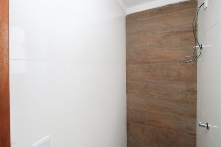 Banheiro de apartamento para alugar com 1 quarto, 32m² em Jardim Consorcio, São Paulo