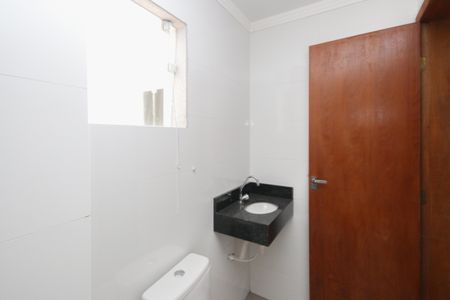 Banheiro de apartamento para alugar com 1 quarto, 32m² em Jardim Consorcio, São Paulo