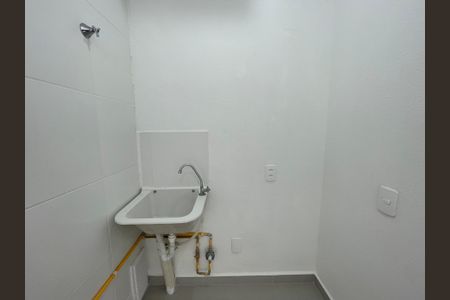 Apartamento para alugar com 36m², 2 quartos e sem vagaCozinha e Área de Serviço