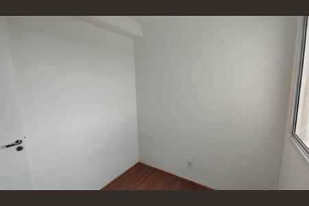 Quarto 1 de apartamento para alugar com 2 quartos, 32m² em Vila Carmosina, São Paulo