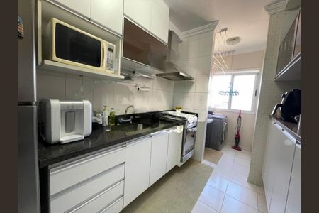 Apartamento à venda com 72m², 2 quartos e 1 vagaFoto 03