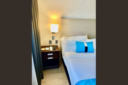 Foto 03 de apartamento à venda com 1 quarto, 40m² em Alphaville Industrial, Barueri