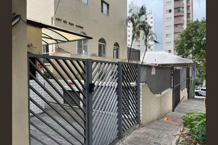 Apartamento à venda com 42m², 2 quartos e 1 vaga Apartamento à venda com 42m², 2 quartos e 1 vagaFachada do Prédio