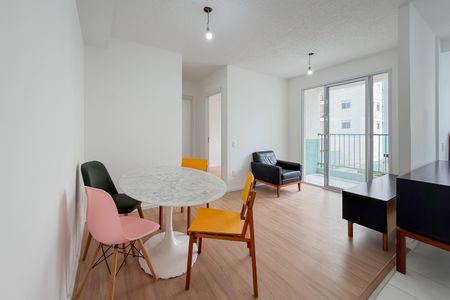 Sala de apartamento para alugar com 2 quartos, 50m² em Liberdade, São Paulo