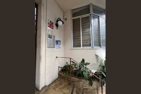 Apartamento para alugar com 170m², 3 quartos e 1 vaga Apartamento para alugar com 170m², 3 quartos e 1 vagaPlaca