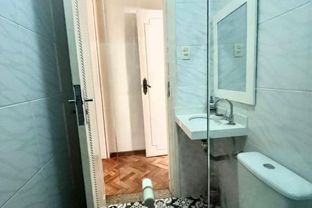 Apartamento para alugar com 170m², 3 quartos e 1 vaga Apartamento para alugar com 170m², 3 quartos e 1 vagaBanheiro social