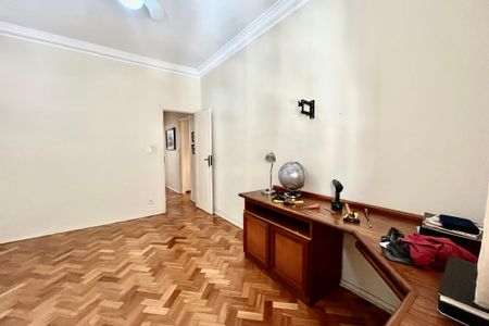 Apartamento para alugar com 170m², 3 quartos e 1 vaga Apartamento para alugar com 170m², 3 quartos e 1 vagaQuarto 1