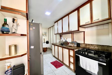 Apartamento para alugar com 170m², 3 quartos e 1 vaga Apartamento para alugar com 170m², 3 quartos e 1 vagaCozinha