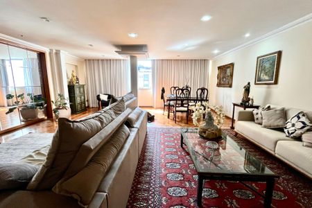 Apartamento para alugar com 170m², 3 quartos e 1 vaga Apartamento para alugar com 170m², 3 quartos e 1 vagaSala