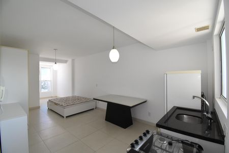 Studio de kitnet/studio para alugar com 1 quarto, 47m² em Centro, Curitiba