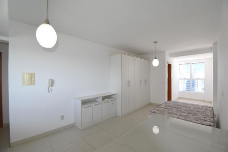 Studio de kitnet/studio para alugar com 1 quarto, 47m² em Centro, Curitiba