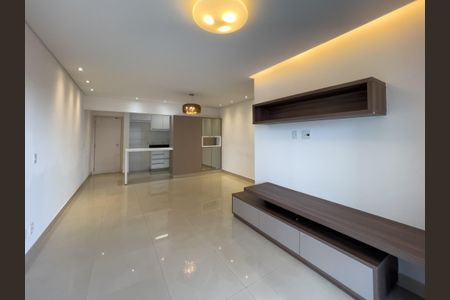 Foto 12 de apartamento à venda com 3 quartos, 87m² em Jardim Tupanci, Barueri