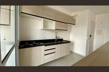 Foto 05 de apartamento à venda com 2 quartos, 55m² em Jardim Tupanci, Barueri