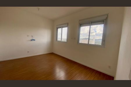 Foto 13 de apartamento à venda com 2 quartos, 55m² em Jardim Tupanci, Barueri
