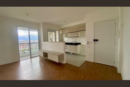 Foto 02 de apartamento à venda com 2 quartos, 55m² em Jardim Tupanci, Barueri