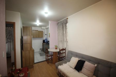 Sala de apartamento à venda com 2 quartos, 45m² em Rubem Berta, Porto Alegre