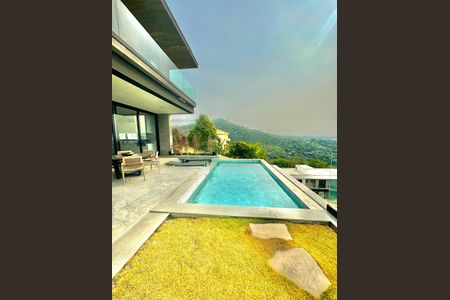 Casa de condomínio à venda com 541m², 4 quartos e 4 vagas Casa de condomínio à venda com 541m², 4 quartos e 4 vagasIMG_E1113